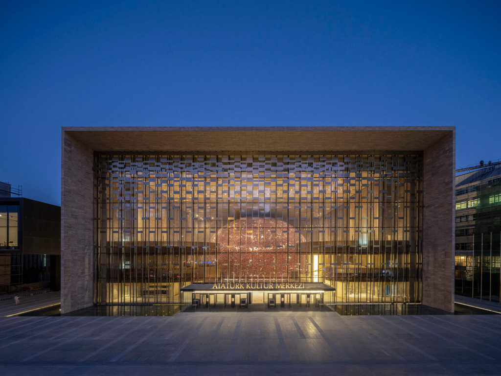 Atatürk Cultural Center (AKM).jpg